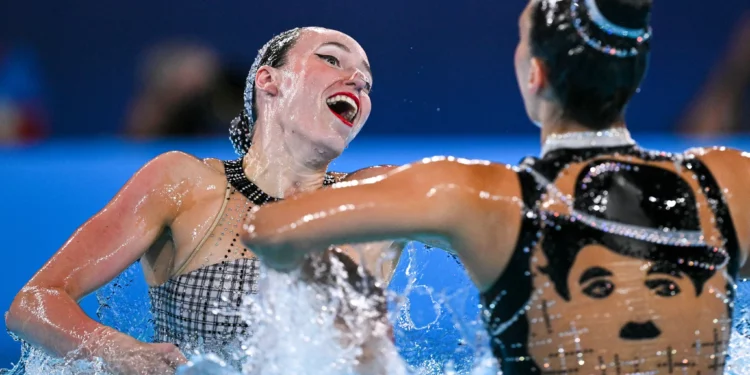 Dúo de natación artística de Israel alcanza su mejor posición en Juegos Olímpicos