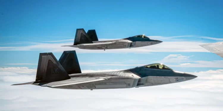 F-22 Raptor: su historial en operaciones de combate y despliegue