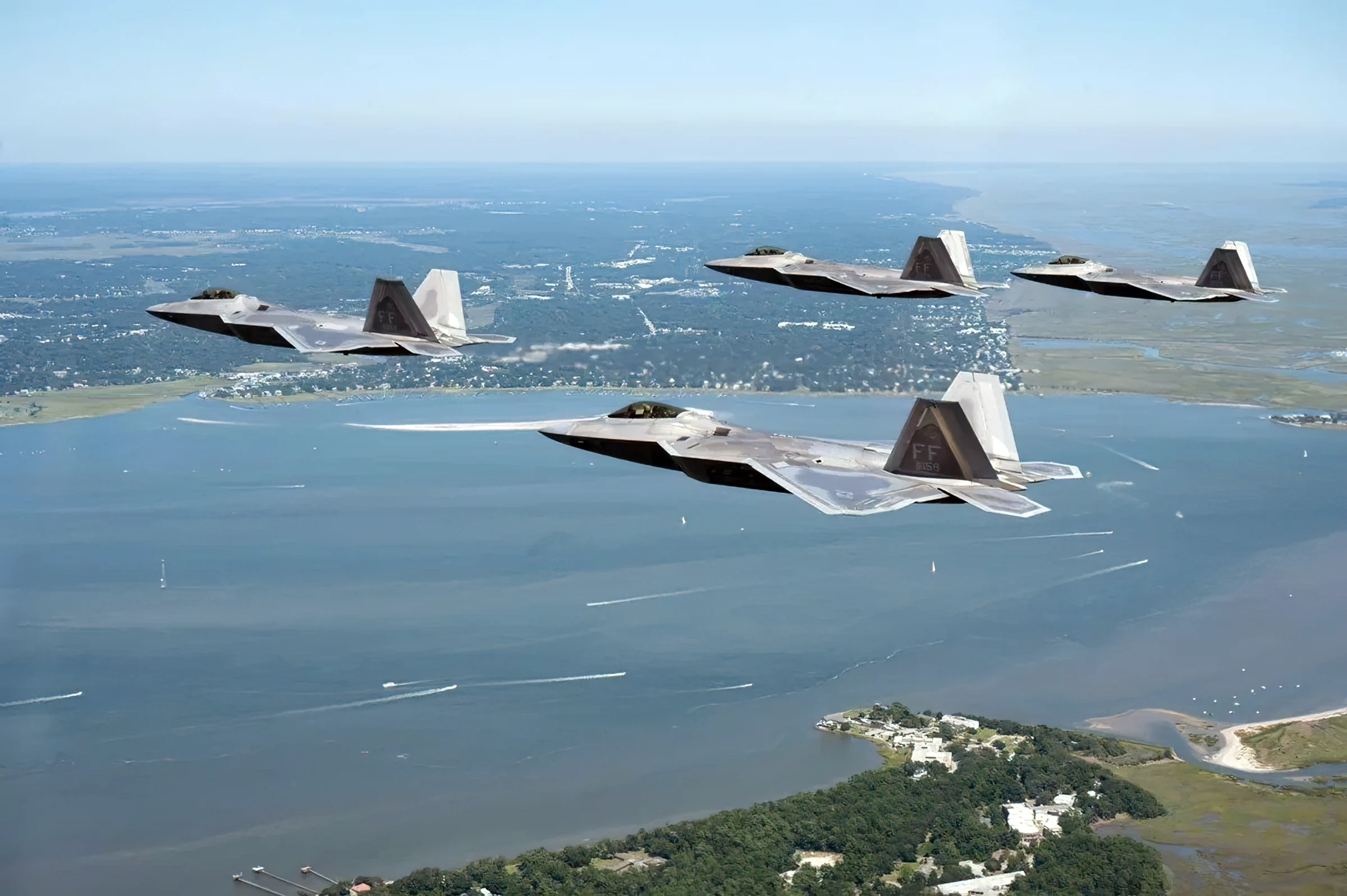 Primera misión de cazas F-22 en Indonesia marca un hito militar