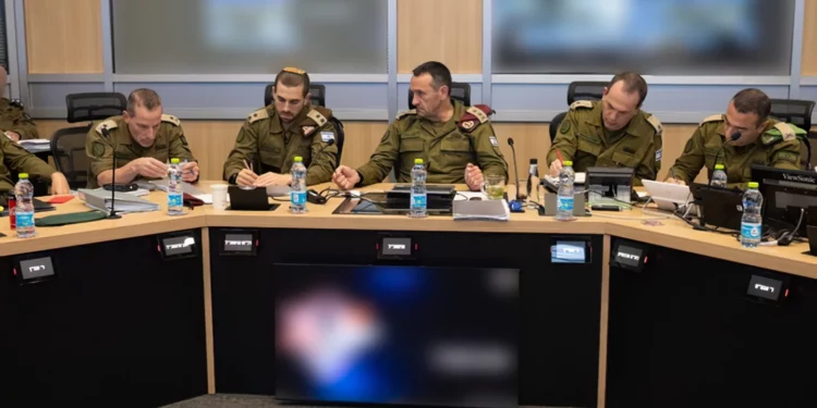El jefe de las FDI aprobó planes para “diferentes escenarios”