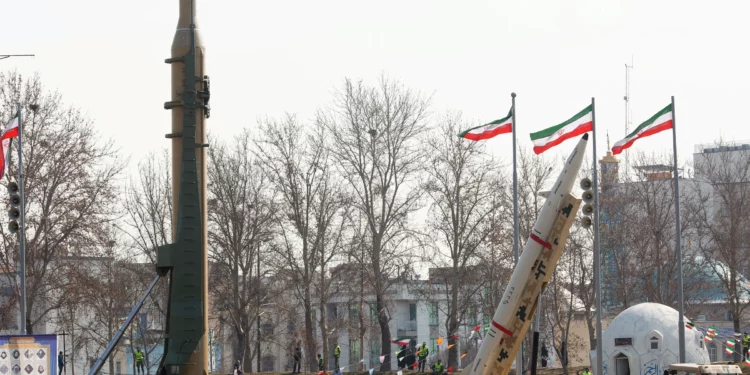 Irán podría atacar a Israel el lunes