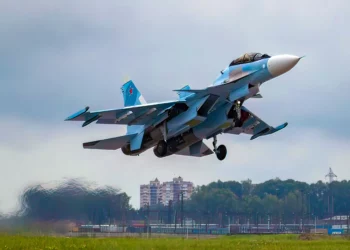 Rusia entrega dos cazas Su-30SM2 modernizados al Ministerio de Defensa