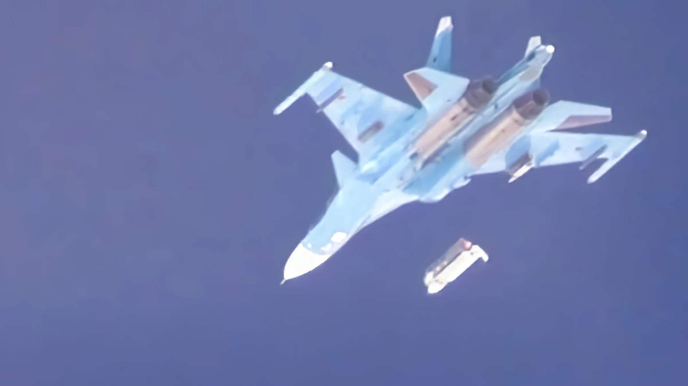 Su-34 ruso lanzó bomba FAB-3000 de 3 toneladas cerca de Kursk