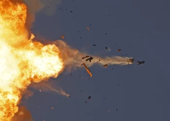 Ataque masivo de Israel destruye miles de objetivos de Hezbolá en Líbano