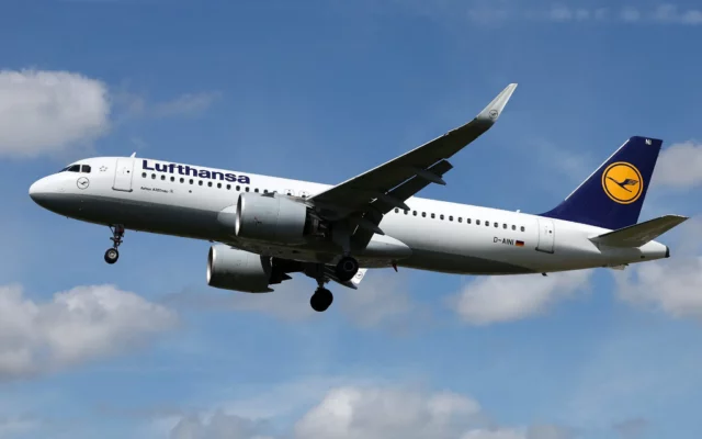 Lufthansa extiende suspensión de vuelos a Oriente Medio hasta el 26 de agosto