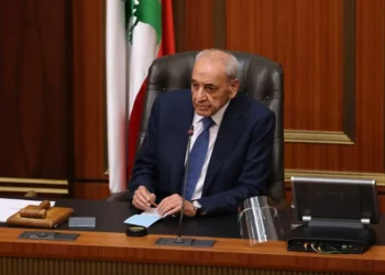 El presidente del Parlamento libanés, Nabih Berri, inaugura la cuarta sesión para elegir un nuevo presidente en Beirut el 24 de octubre de 2022. (JOSEPH EID / AFP)