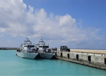 Lanchas patrulleras filipinas reafirman soberanía en islas Kalayaan