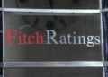 Esta foto muestra el cartel de Fitch Ratings en Nueva York, el 9 de octubre de 2011. (Henny Ray Abrams/AP)