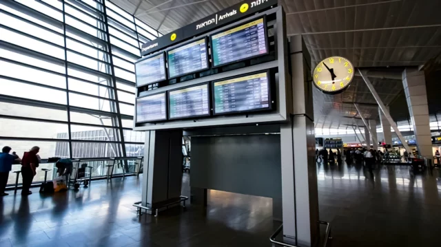 Caos e incertidumbre en aeropuerto Ben Gurion tras ataque israelí