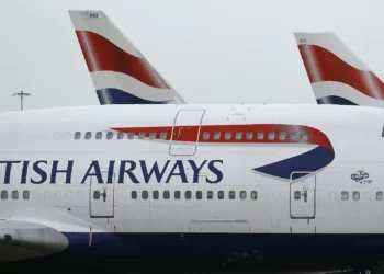 Aviones de British Airways estacionados en el aeropuerto de Heathrow en Londres el 10 de enero de 2017 (Foto AP/Frank Augstein, Archivo)