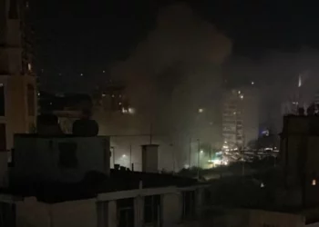 Dos personas murieron en un ataque israelí en Beirut poco después de la medianoche del lunes, según informó una fuente de seguridad libanesa.