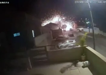 65 cohetes desde el Líbano hacia el norte de Israel en una hora