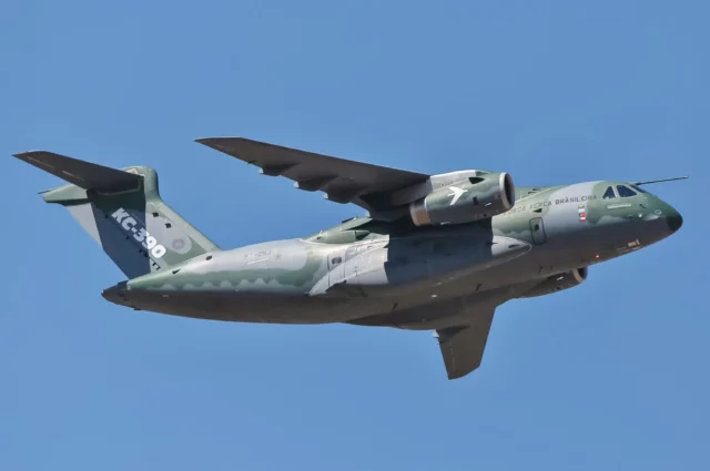 Hungría recibe su primer avión C-390 Millennium