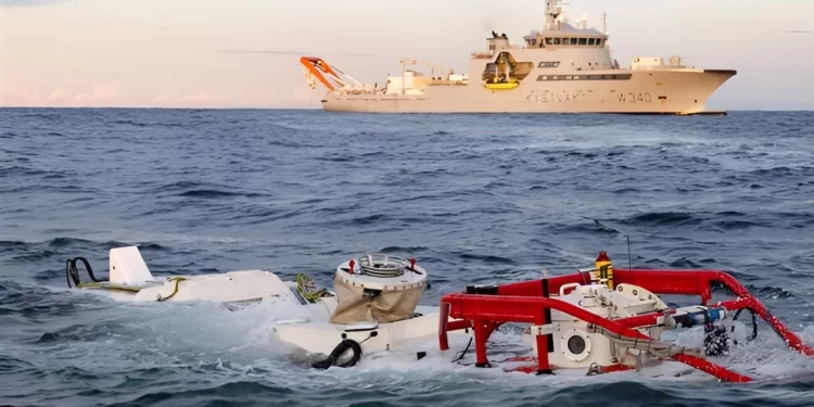 Los países de la OTAN realizan con éxito un ejercicio de rescate submarino