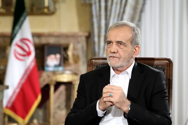 Presidente de Irán hará su primera visita oficial a Irak