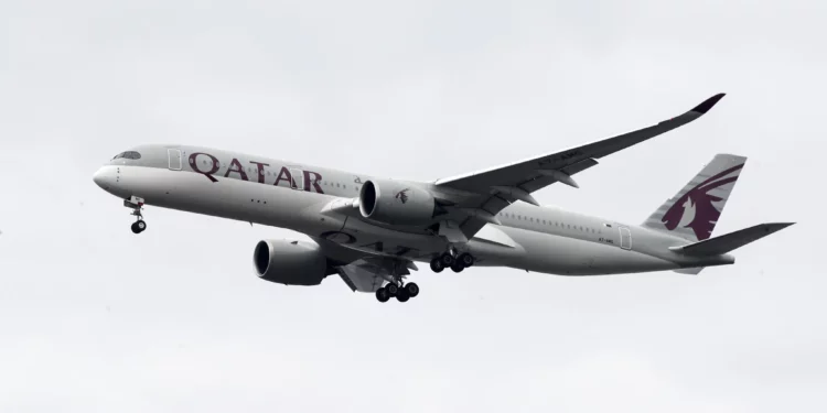 Qatar Airways suspende vuelos a Beirut