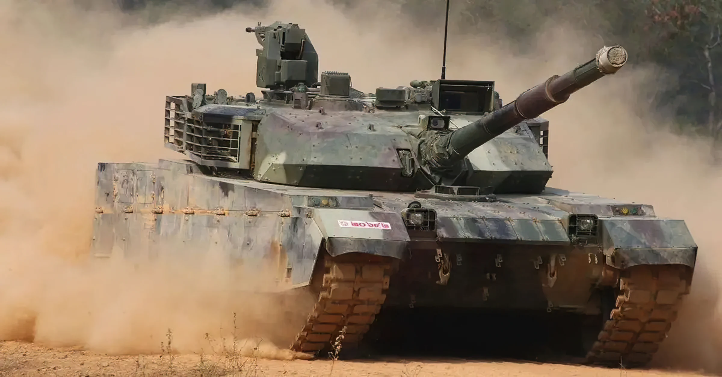 El tanque chino VT-4 supera al T-90 ruso en pruebas en Argelia