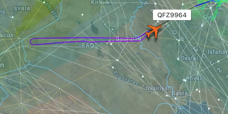 Vuelo iraní da un giro en U después de que Israel tomó el control de la torre del aeropuerto de Beirut