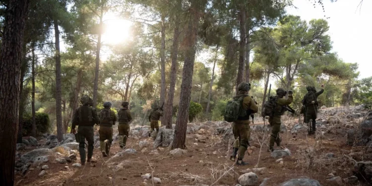 Tropas de la Brigada Yiftah realizan un ejercicio en el norte de Israel, en una foto publicada el 6 de septiembre de 2024. (Fuerzas de Defensa de Israel)