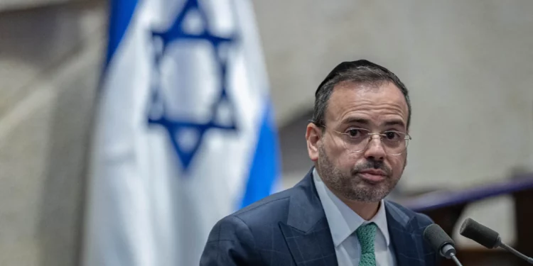 El ministro de Salud, Uriel Buso, en la Knéset en Jerusalén el 10 de julio de 2024. (Chaim Goldberg/Flash90)