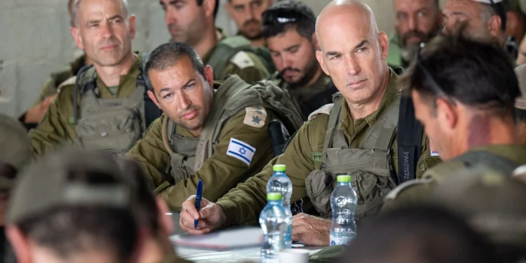 El jefe del Comando Norte de las Fuerzas de Defensa de Israel, mayor general Ori Gordin, asiste a un ejercicio en el norte de Israel, en una foto publicada el 18 de septiembre de 2024. (Fuerzas de Defensa de Israel)