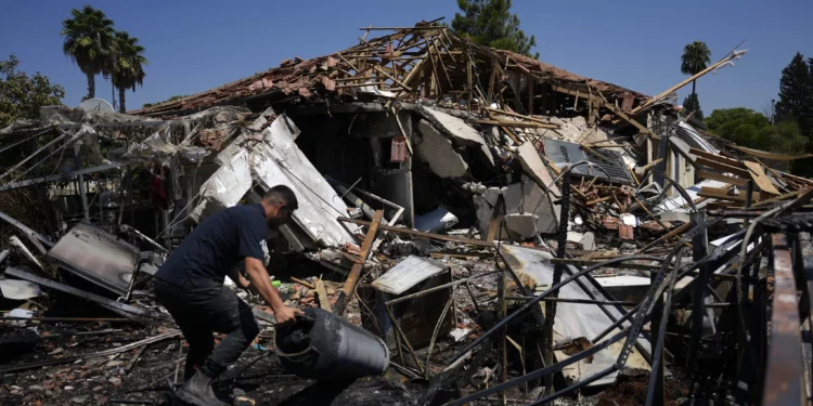 1.300 cohetes lanzados desde Líbano contra Israel en agosto