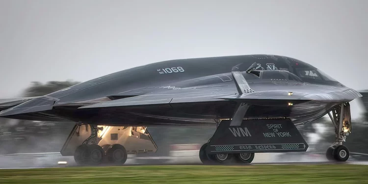 La USAF se queda con 19 B-2 Spirit tras accidente en tierra