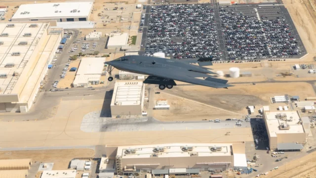 EE. UU. autoriza por primera vez a un civil a volar el B-2 Spirit