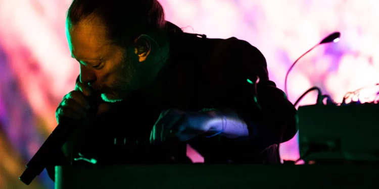 Líder de Radiohead se enfrenta a un “cobarde” antiisraelí