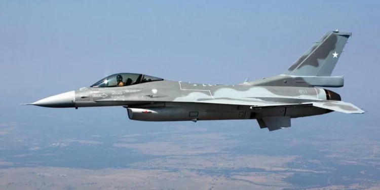 Lockheed modernizará sistemas anticolisión de los F-16 chilenos