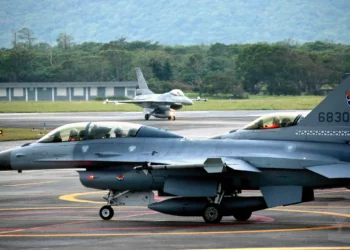 Pilotos de Taiwán viajan a EE. UU. para entrenamiento F-16 Viper