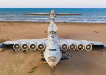 El monstruo del mar Caspio: El extraño semibarco-avión de la Unión Soviética