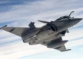 Un Rafale F3-R se une al F-22 para derribar objetivos chinos