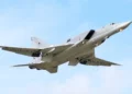 Tu-22M3 Backfire ruso impacta un buque mercante en el mar Negro