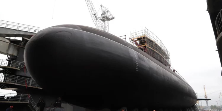 El submarino ruso Yakutsk se une a la Flota del Pacífico