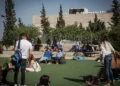 Imagen: Estudiantes de la Universidad de Haifa, el 11 de abril de 2016. (Hadas Parush/Flash90)