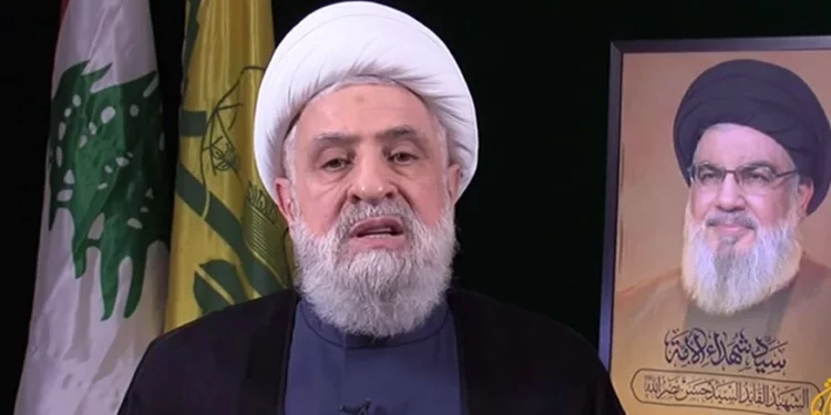 El jefe de Hezbolá, Naim Qassem, pronuncia un discurso televisado el 30 de octubre de 2024. (Captura de pantalla)