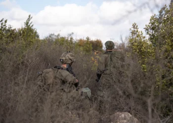 Tropas de la 188.ª Brigada Blindada operan en el sur del Líbano, en una imagen publicada el 21 de octubre de 2024. (Fuerzas de Defensa de Israel)