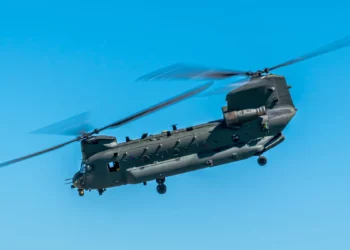 Los Chinook CH47-ER del Reino Unido recibirán CAAS de Collins Aerospace