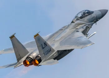 ¿El F-15 Eagle para transportar el misil antibúnker?