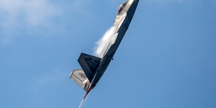 Por qué el F-22 Raptor marcó la historia