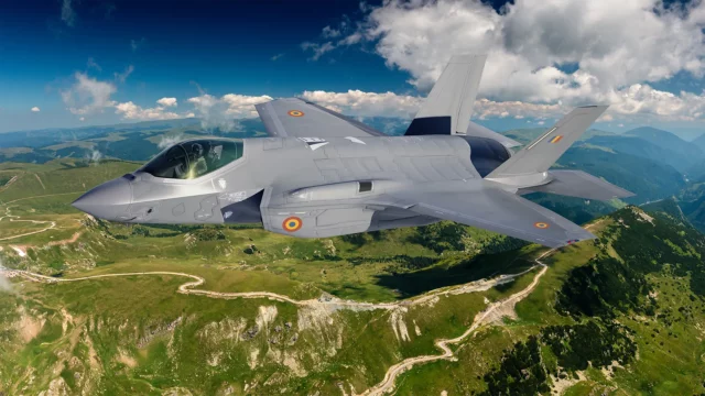 Rumania firma acuerdo para adquirir 32 cazas furtivos F-35