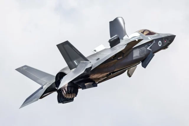 Entre costos y éxitos: el F-35 desde dos perspectivas