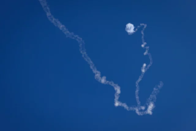 Cohetes lanzados desde Gaza activan alarmas en el sur de Israel
