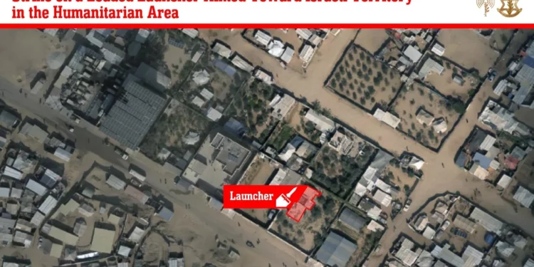 Gráfico proporcionado por las Fuerzas de Defensa de Israel que muestra la ubicación de un lanzacohetes ubicado en la "zona humanitaria" designada por Israel en el sur de la Franja de Gaza, que fue alcanzado en un ataque aéreo el 13 de noviembre de 2024. (Fuerzas de Defensa de Israel)