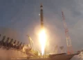 Rusia lanza cohete Soyuz-2.1a con satélite militar