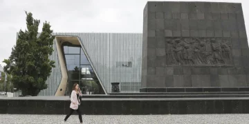 El Museo Polin celebra una década conmemorando mil años de historia judía en Polonia