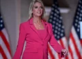 Pam Bondi tendría una postura más dura contra manifestantes pro-Hamás