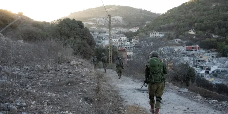 Ejército israelí destruye nuevos objetivos de Hezbolá en el sur del Líbano