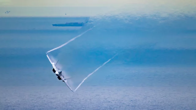 Expiloto de F-15 quiere probar el Su-57 tras exhibición en China
